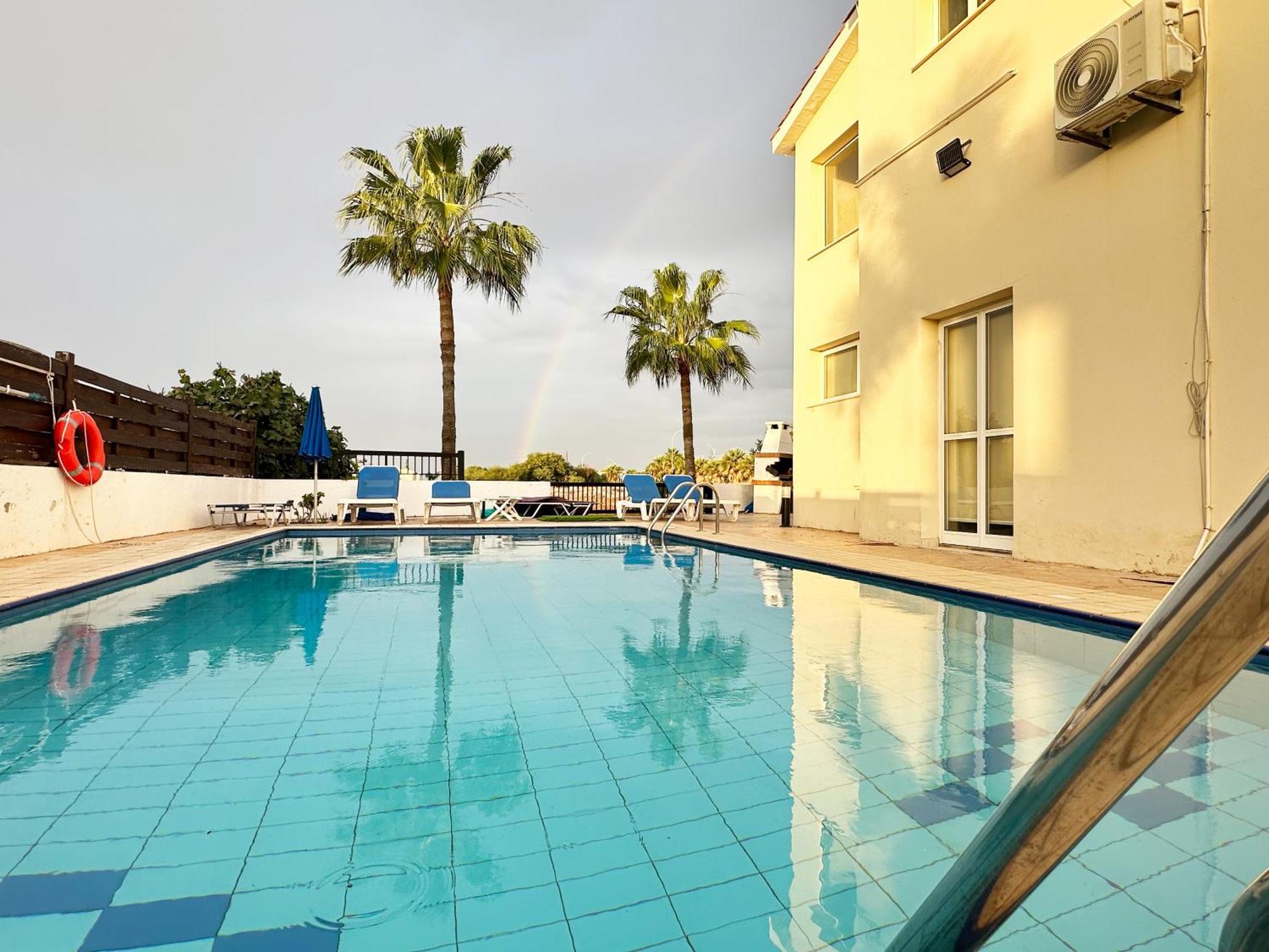 Sunset Pearl Holiday Villa Ayia Napa Exterior foto